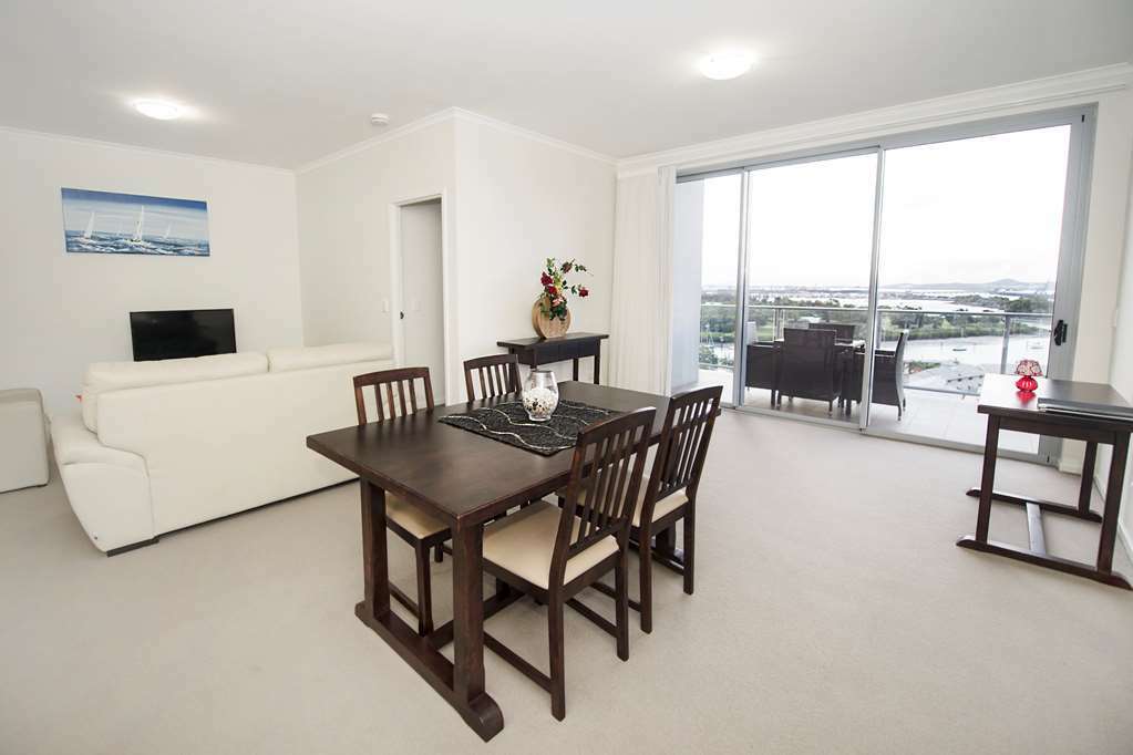 Curtis Central Apartments Official Gladstone Restaurant foto